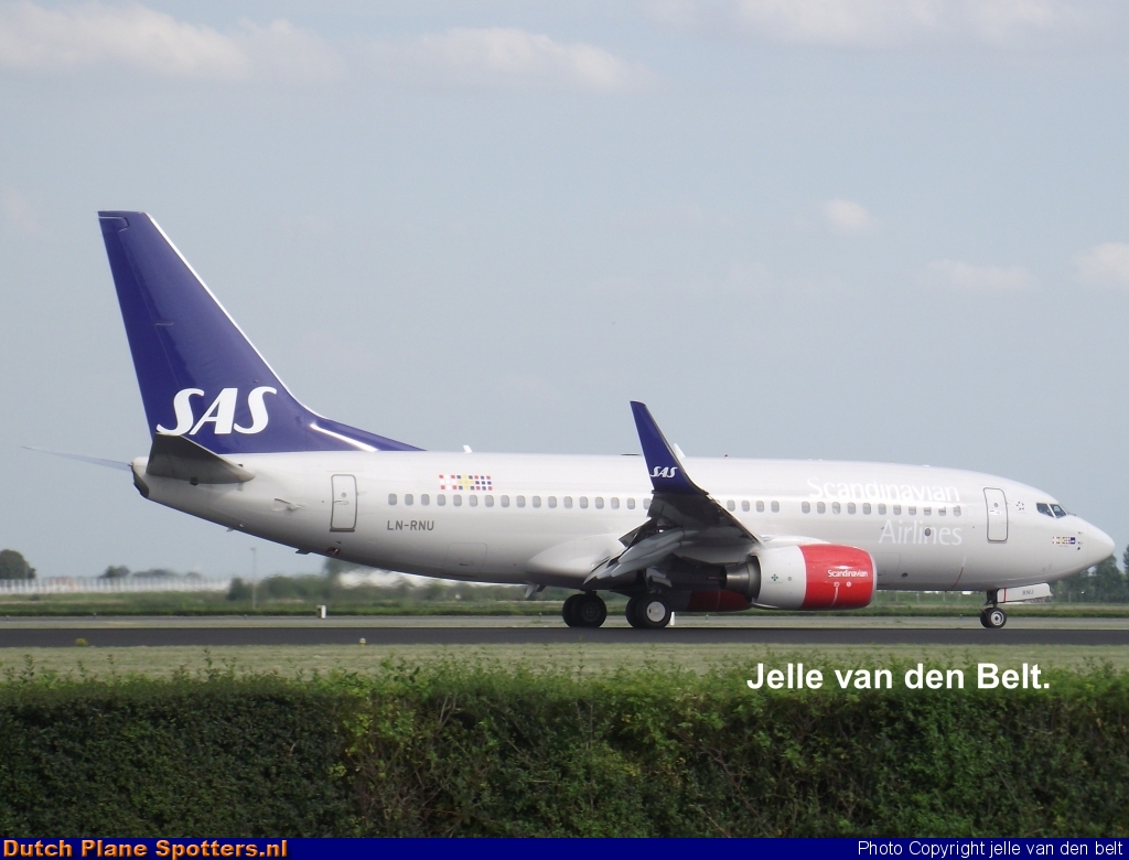 LN-RNU Boeing 737-700 SAS Scandinavian Airlines by Jelle van den Belt