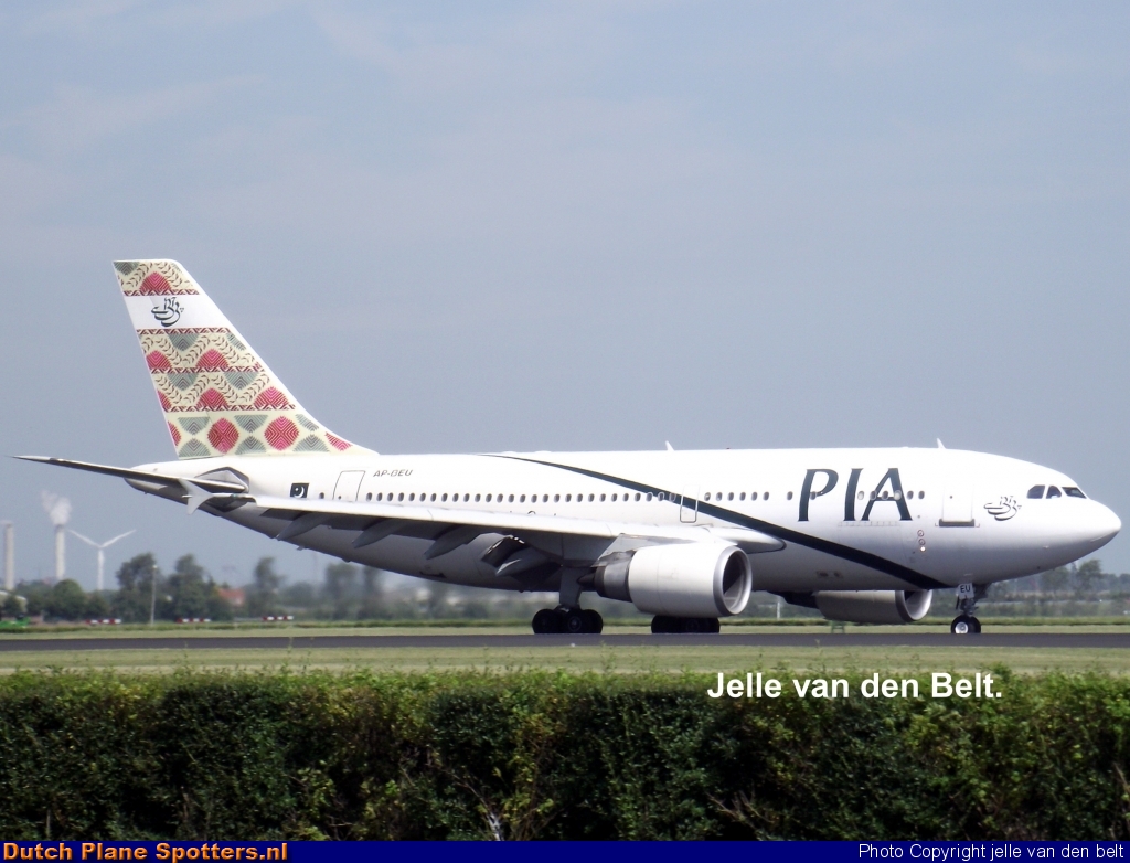 AP-BEU Airbus A310 PIA Pakistan International Airlines by Jelle van den Belt