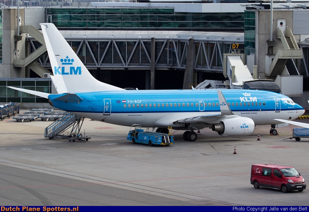 PH-BGF Boeing 737-700 KLM Royal Dutch Airlines by Jelle van den Belt