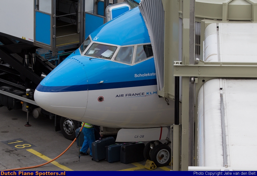 PH-BGX Boeing 737-700 KLM Royal Dutch Airlines by Jelle van den Belt