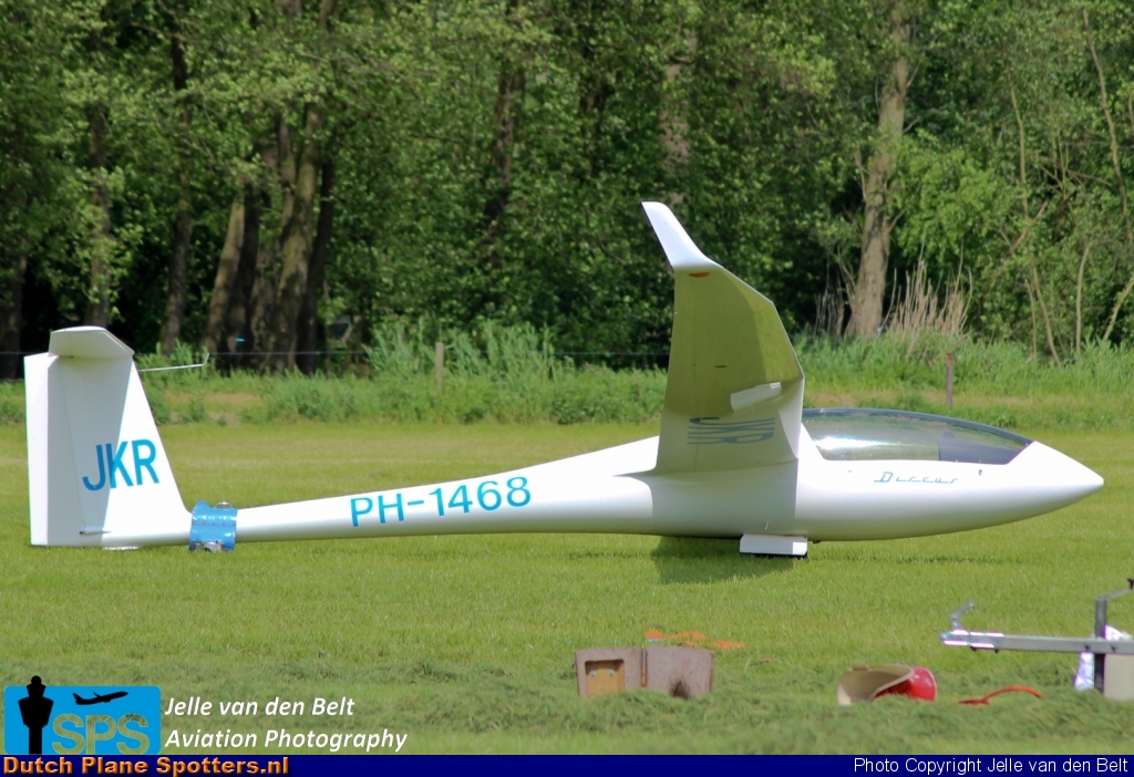 PH-1468 Schempp Hirth Discus Zweefvliegclub Noordoostpolder by Jelle van den Belt