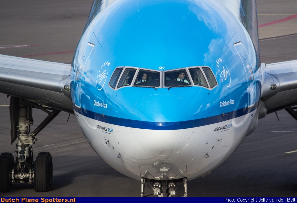 PH-BQC Boeing 777-200 KLM Royal Dutch Airlines by Jelle van den Belt