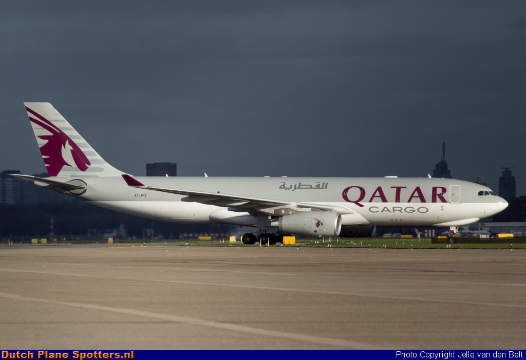 A7-AFZ Airbus A330-200 Qatar Airways Cargo by Jelle van den Belt