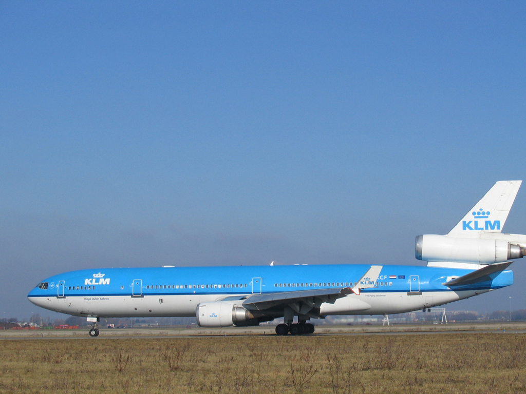 PH-KCF McDonnell Douglas MD-11 KLM Royal Dutch Airlines by joost