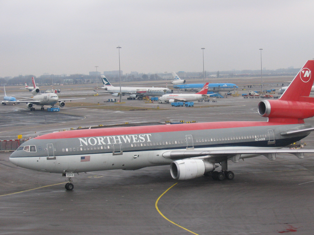 N244NW McDonnell Douglas DC-10 Northwest Airlines by joost