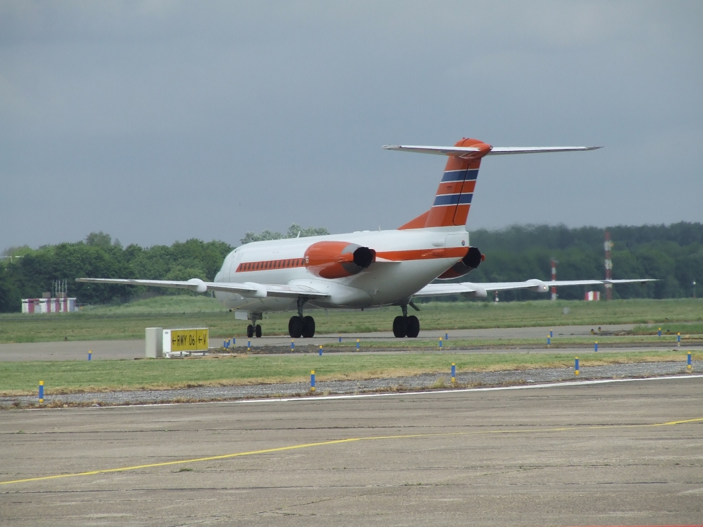 PH-KBX Fokker 70 Netherlands - Government by joost