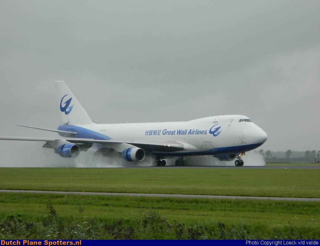 B-2433 Boeing 747-400 Great Wall Airlines by Loeck V/d Velde