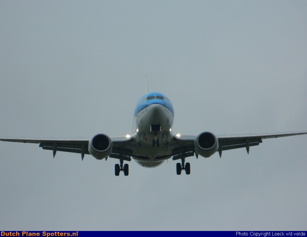  Boeing 737-300 KLM Royal Dutch Airlines by Loeck V/d Velde