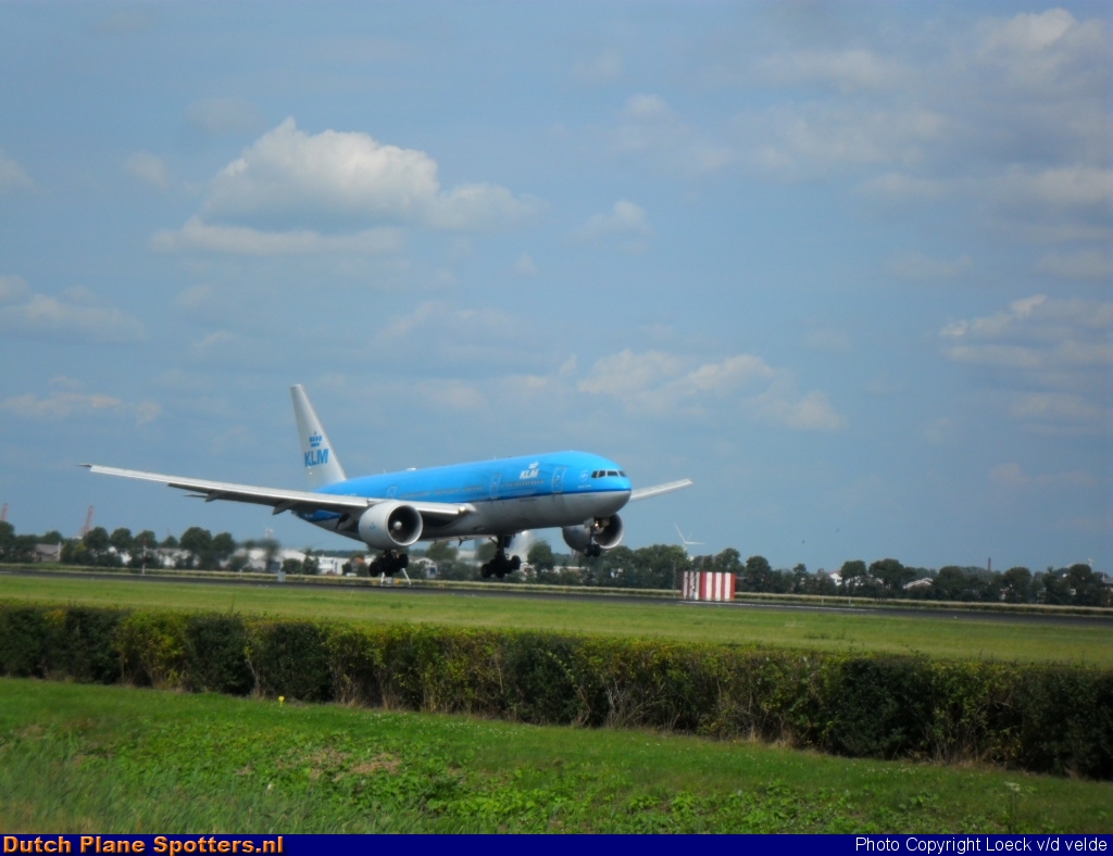 PH-BQI Boeing 777-200 KLM Royal Dutch Airlines by Loeck V/d Velde