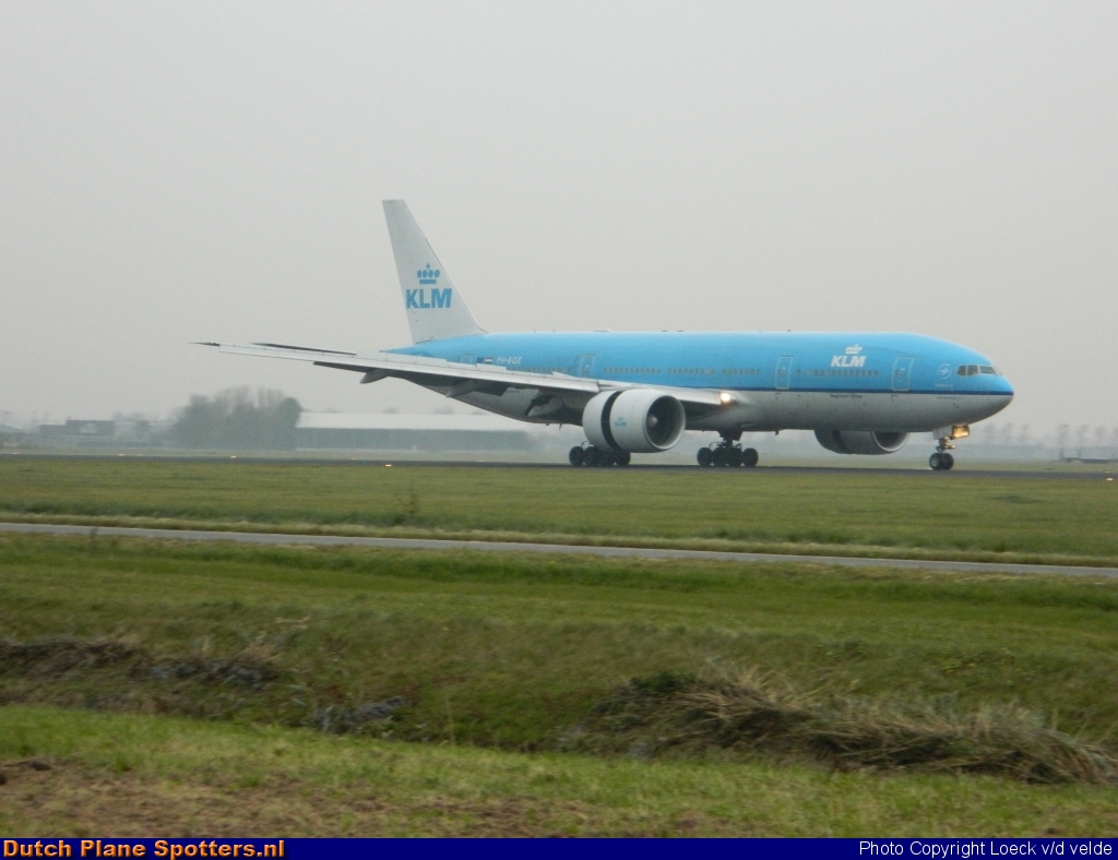PH-BQE Boeing 777-200 KLM Royal Dutch Airlines by Loeck V/d Velde