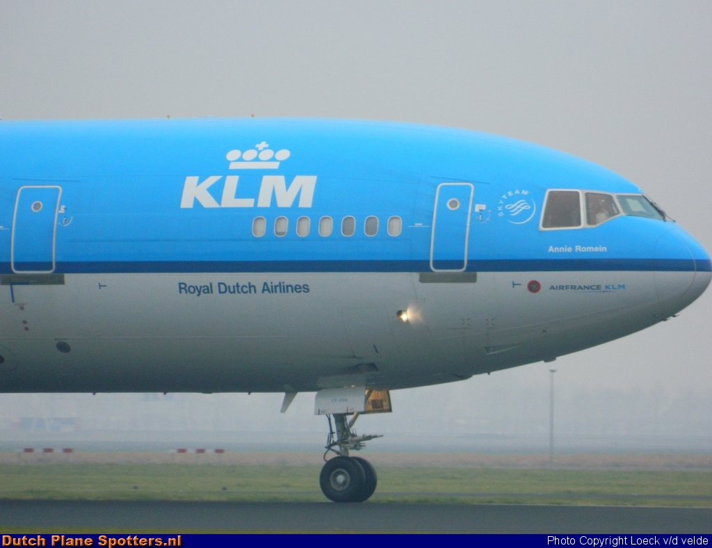 PH-KCF McDonnell Douglas MD-11 KLM Royal Dutch Airlines by Loeck V/d Velde