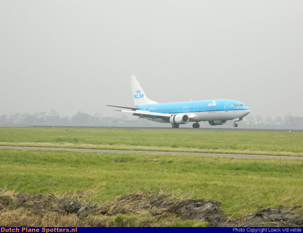 PH-BTA Boeing 737-300 KLM Royal Dutch Airlines by Loeck V/d Velde