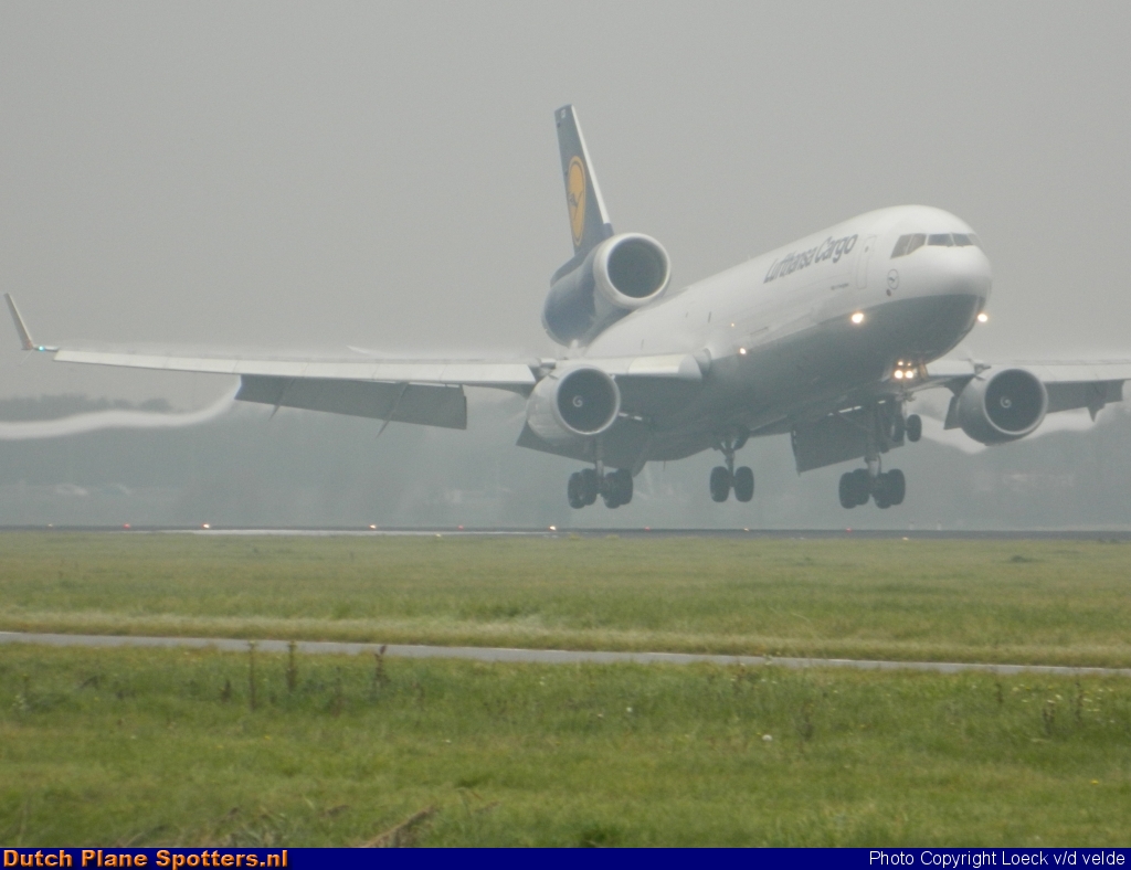 D-ALCO McDonnell Douglas MD-11 Lufthansa Cargo by Loeck V/d Velde