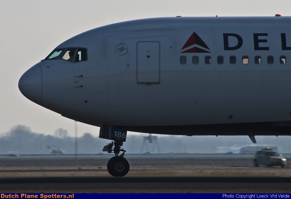 N186DN Boeing 767-300 Delta Airlines by Loeck V/d Velde