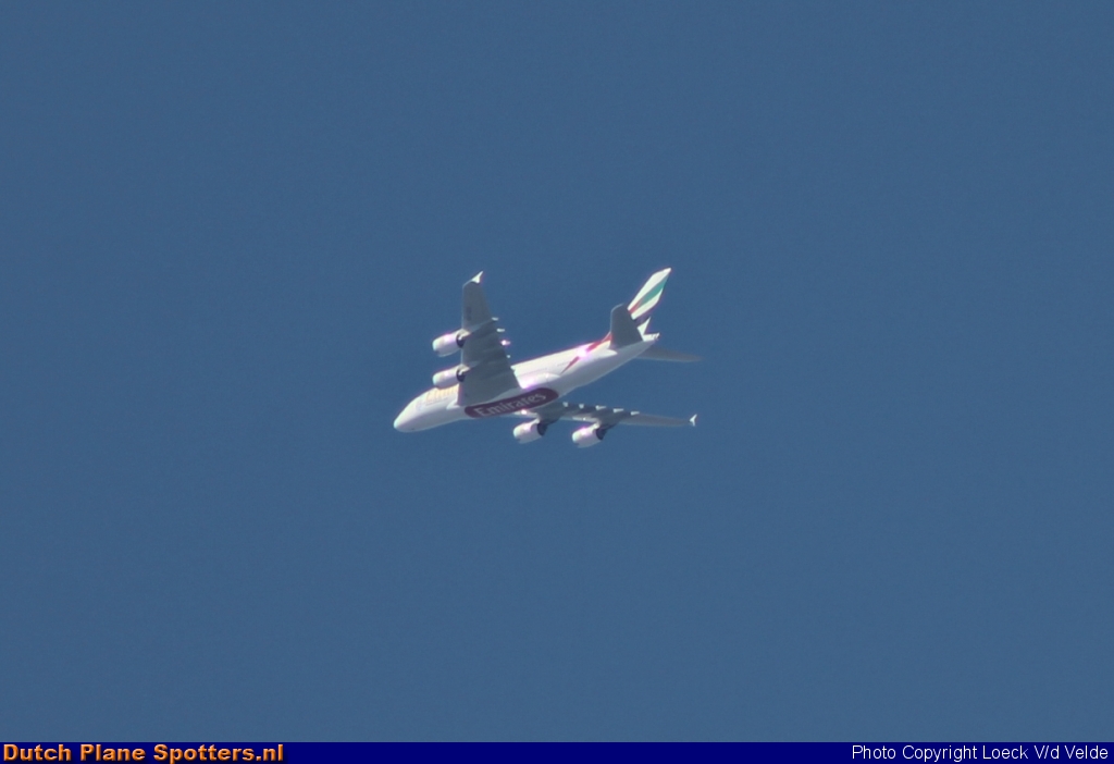 A6-EEE Airbus A380-800 Emirates by Loeck V/d Velde
