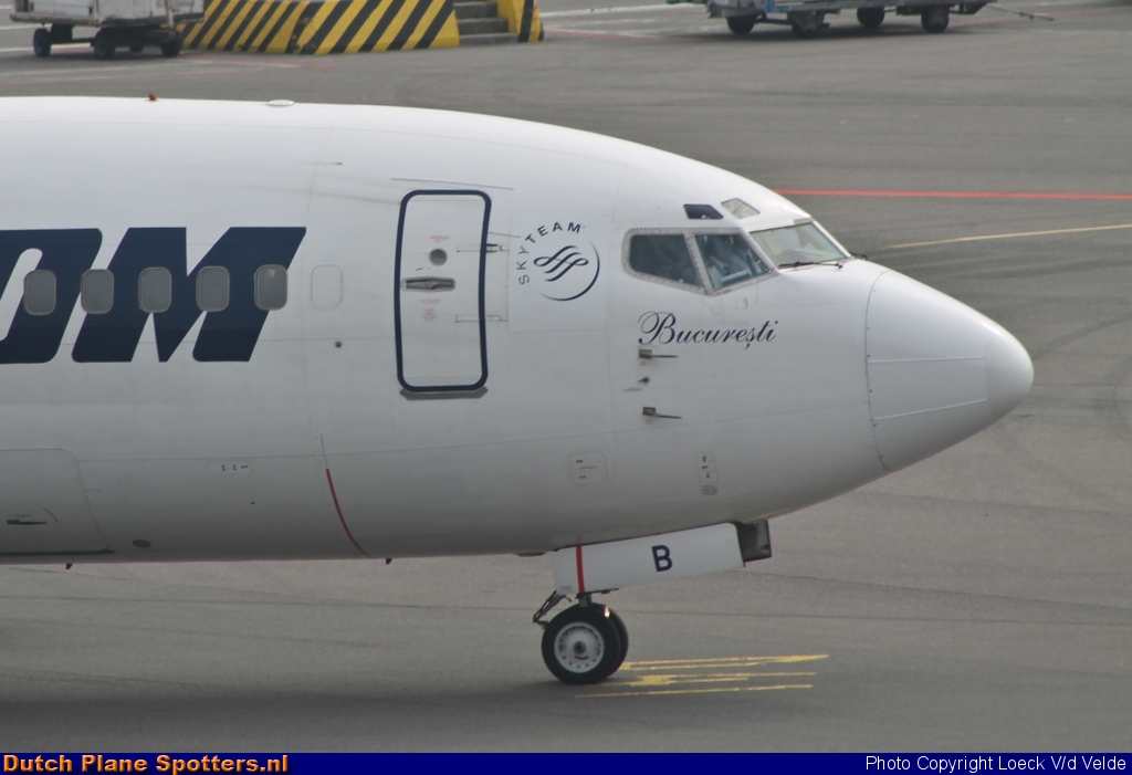 YR-BGB Boeing 737-300 TAROM by Loeck V/d Velde