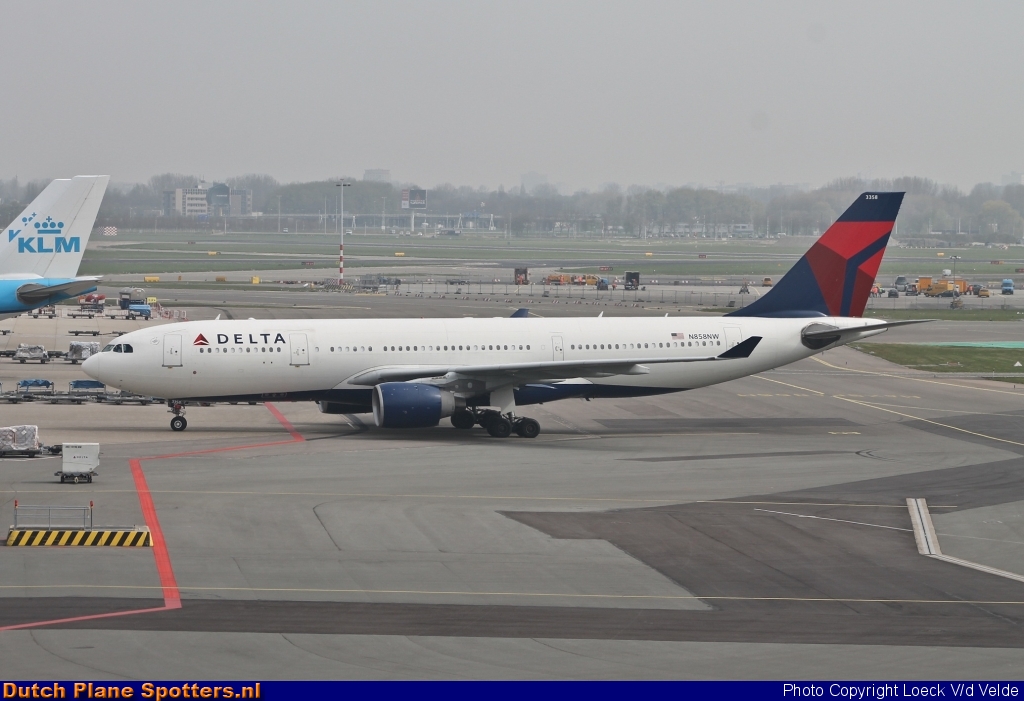 N858NW Airbus A330-200 Delta Airlines by Loeck V/d Velde