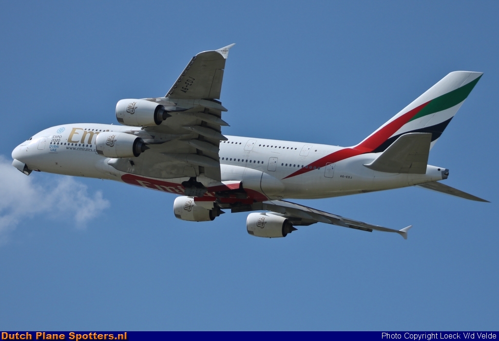 A6-EDJ Airbus A380-800 Emirates by Loeck V/d Velde