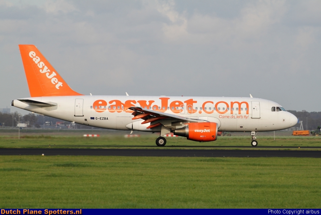G-EZBA Airbus A319 easyJet by airbus