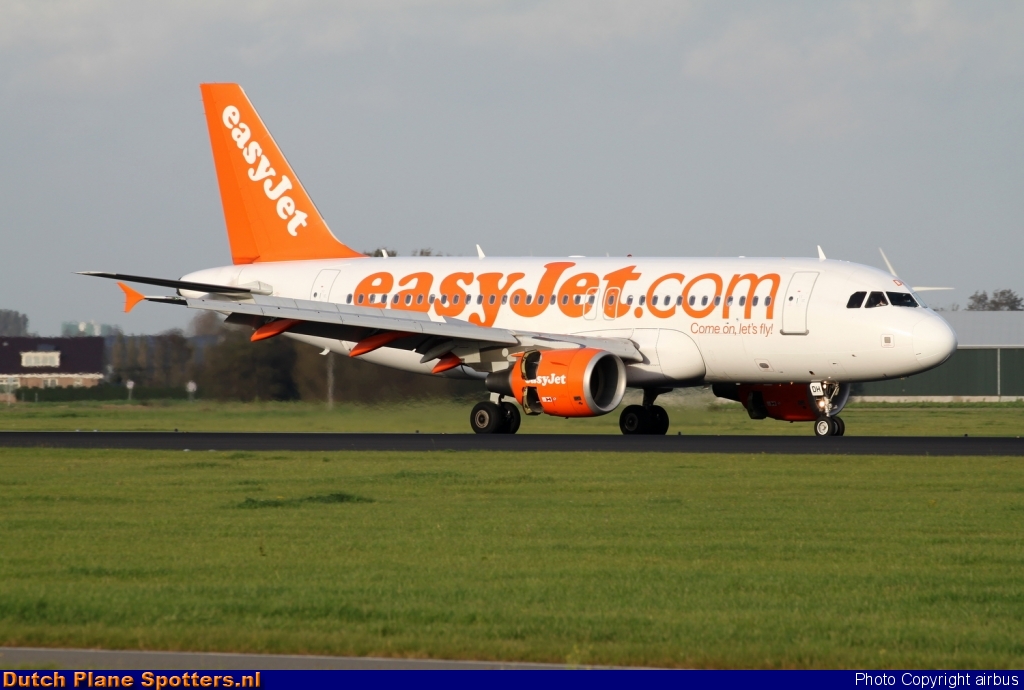 G-EZDH Airbus A319 easyJet by airbus