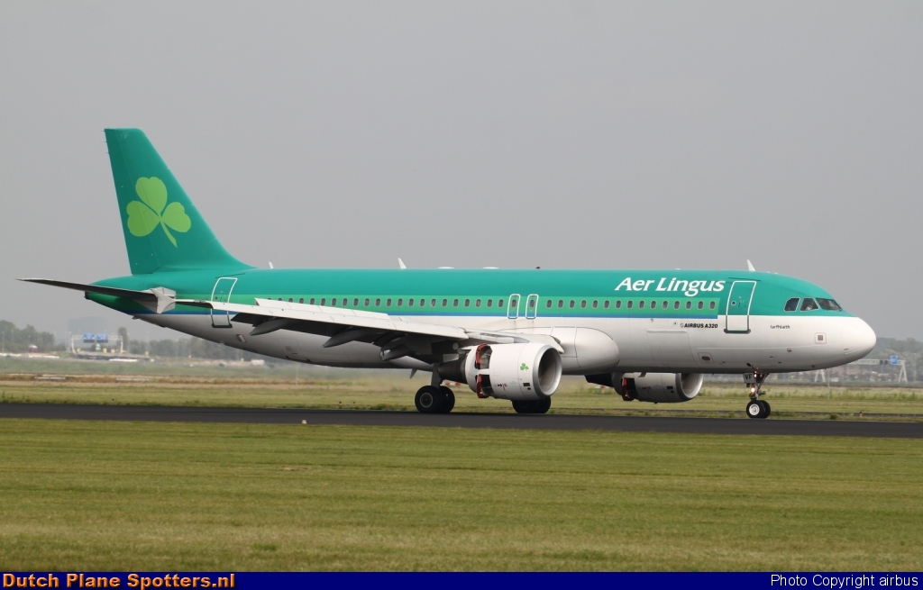 EI-DVF Airbus A320 Aer Lingus by airbus