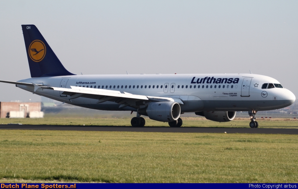 D-AIQN Airbus A320 Lufthansa by airbus