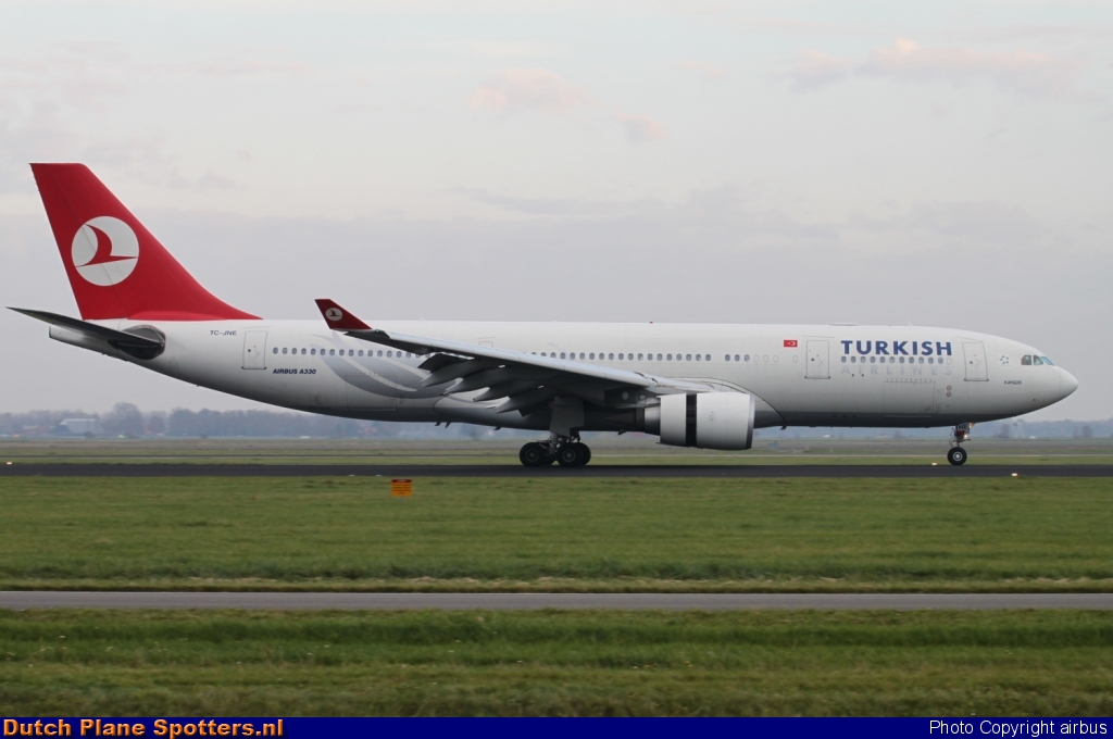 TC-JNE Airbus A330-200 Turkish Airlines by airbus