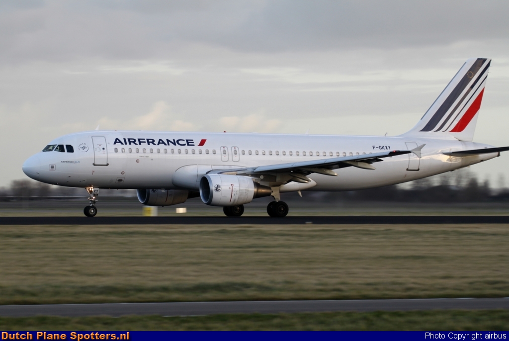 F-GKXY Airbus A320 Air France by airbus