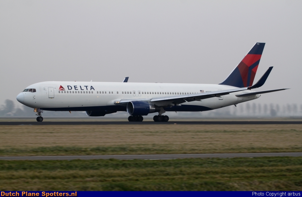 N172DN Boeing 767-300 Delta Airlines by airbus