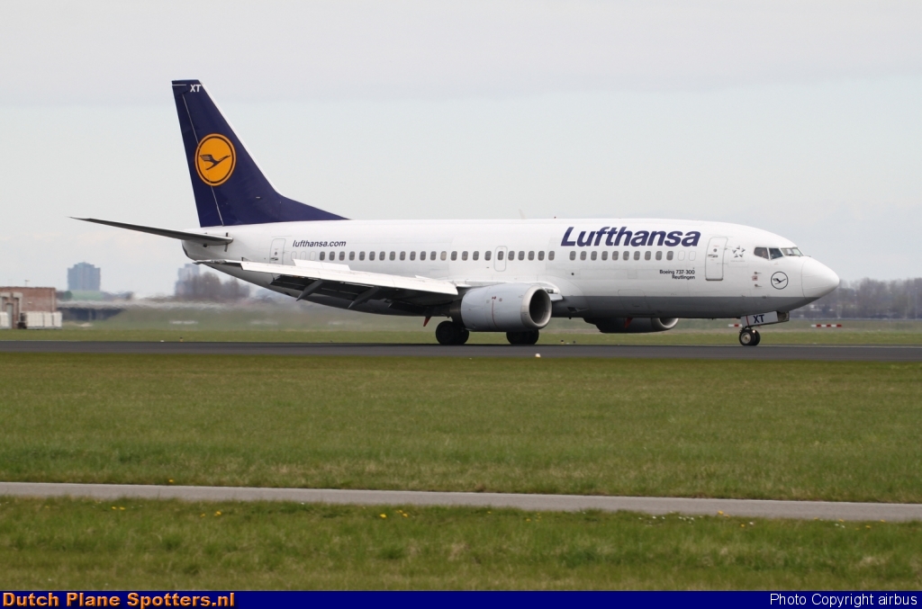 D-ABXT Boeing 737-300 Lufthansa by airbus
