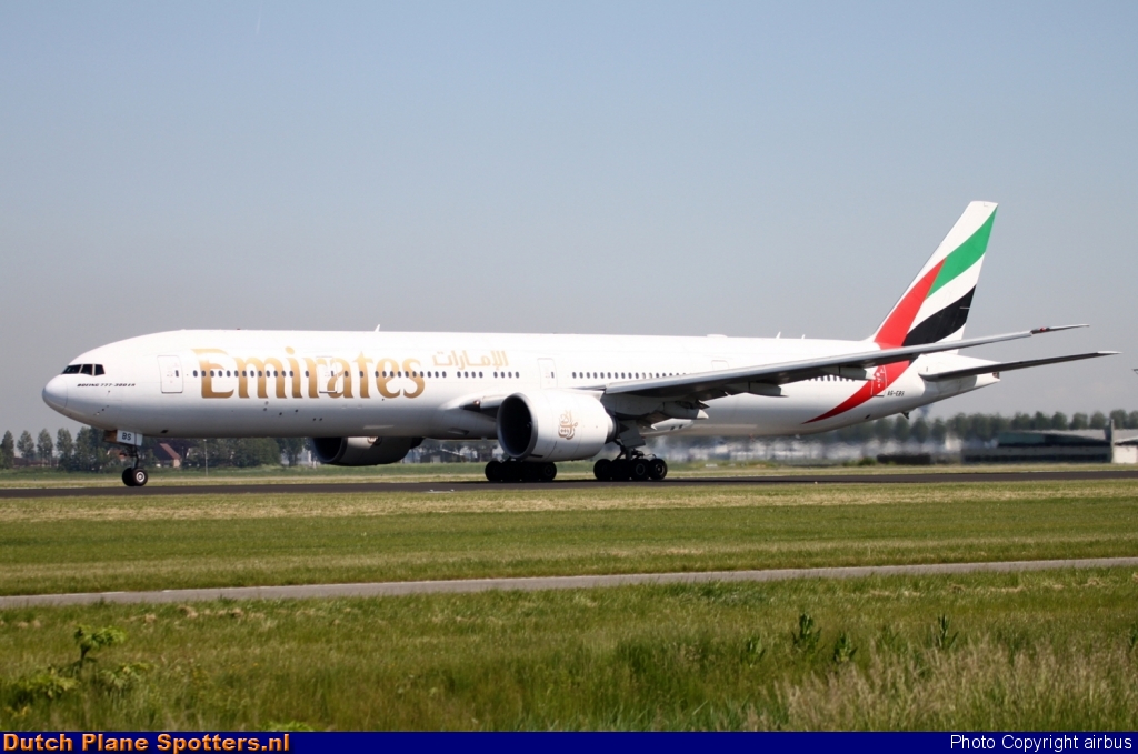 A6-EBS Boeing 777-300 Emirates by airbus