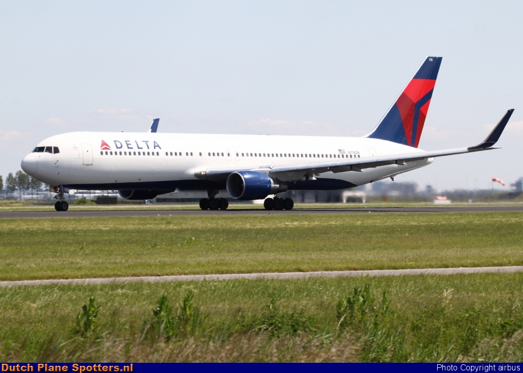 N178DN Boeing 767-300 Delta Airlines by airbus