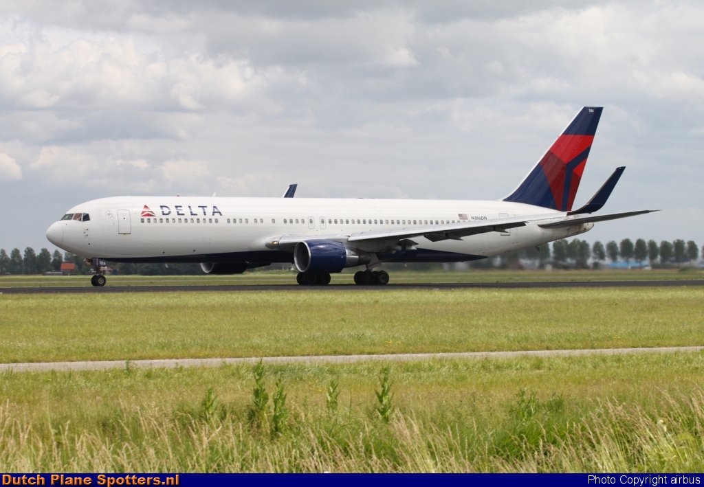 N186DN Boeing 767-300 Delta Airlines by airbus