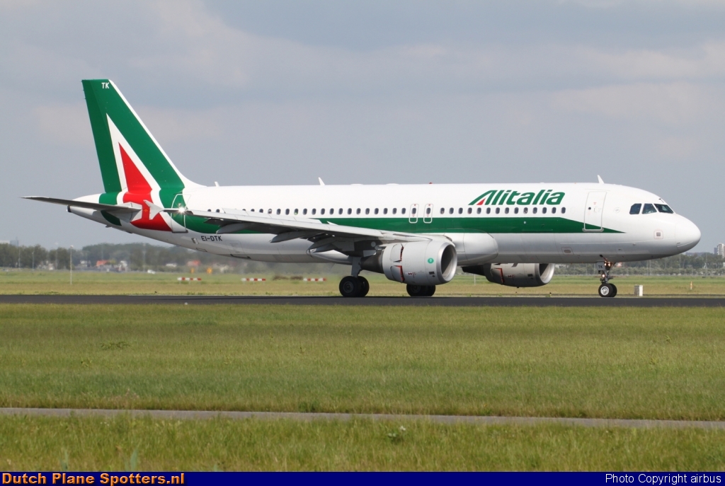 EI-DKT Airbus A320 Alitalia by airbus