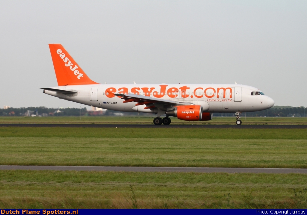 G-EZBY Airbus A319 easyJet by airbus