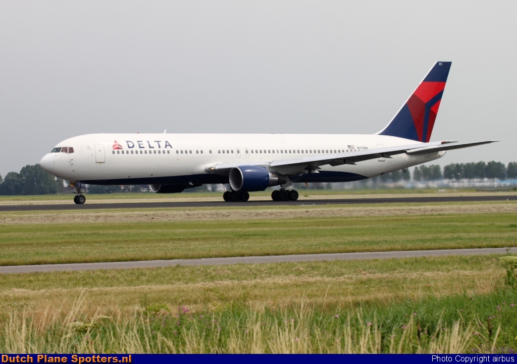 N171DN Boeing 757-300 Delta Airlines by airbus