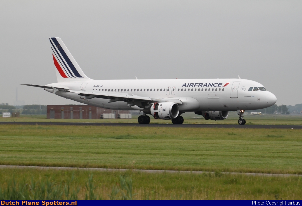 F-GKXA Airbus A320 Air France by airbus