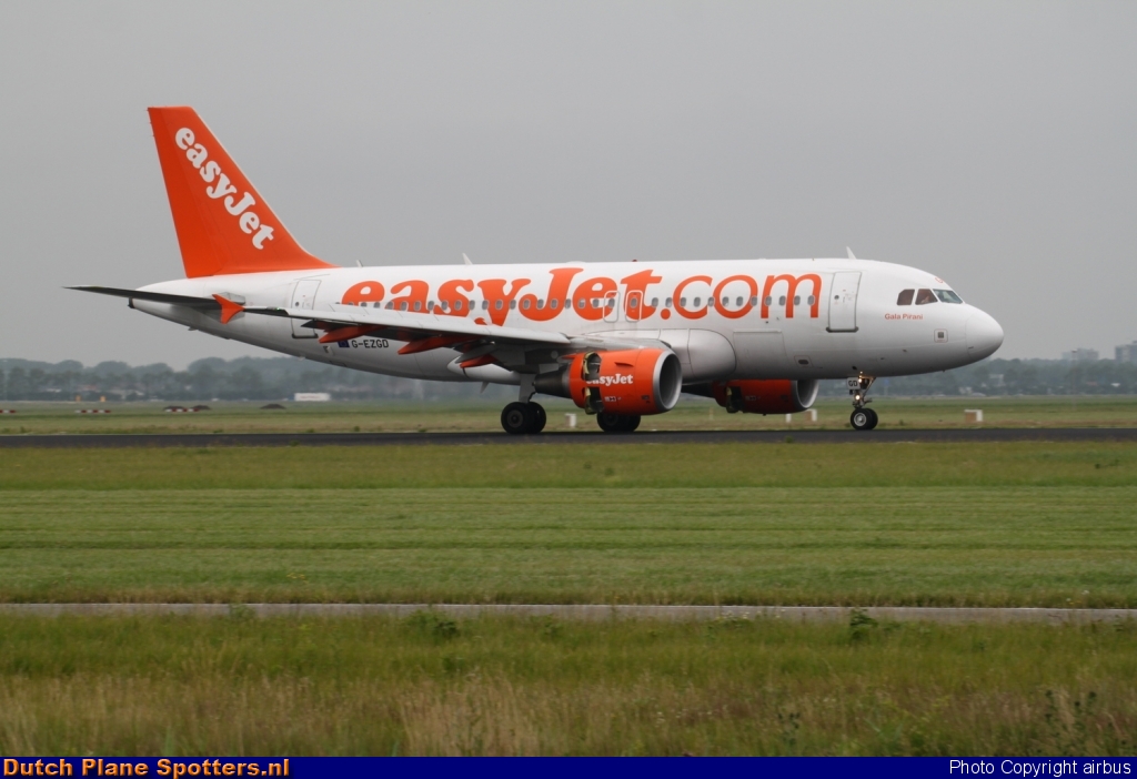 G-EZGD Airbus A319 easyJet by airbus