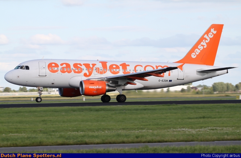G-EZDK Airbus A319 easyJet by airbus