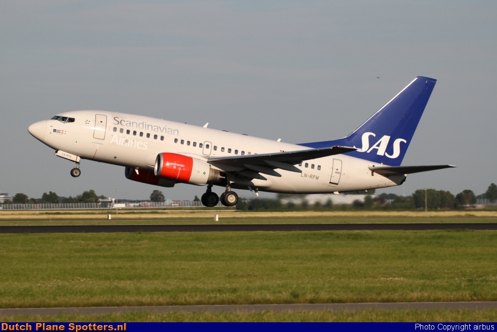 LN-RPW Boeing 737-600 SAS Scandinavian Airlines by airbus