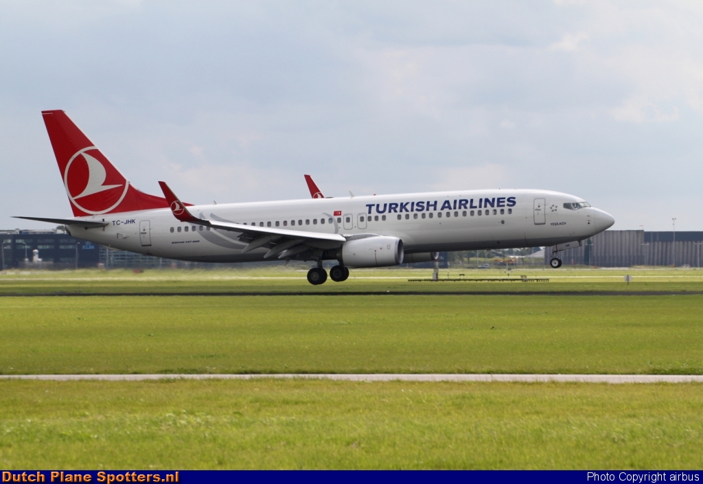 TC-JHK Boeing 737-800 Turkish Airlines by airbus