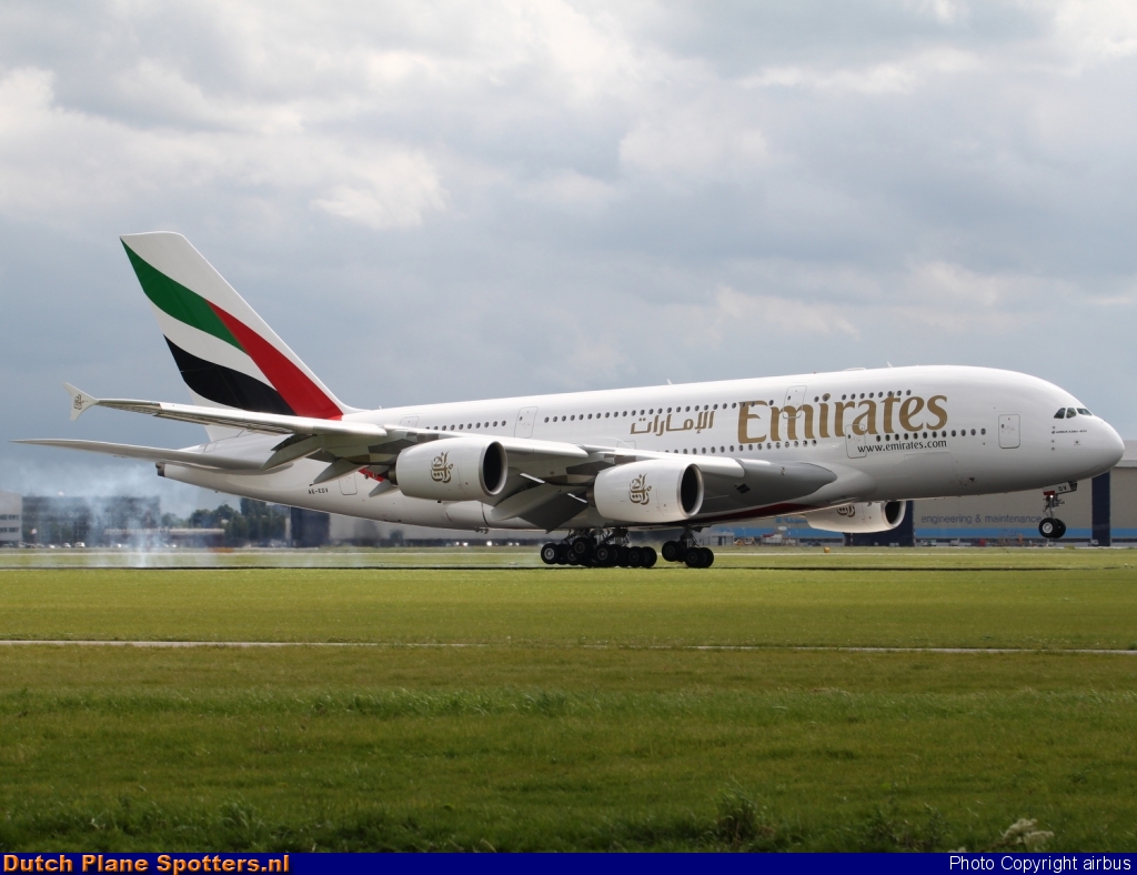 A6-EDV Airbus A380-800 Emirates by airbus