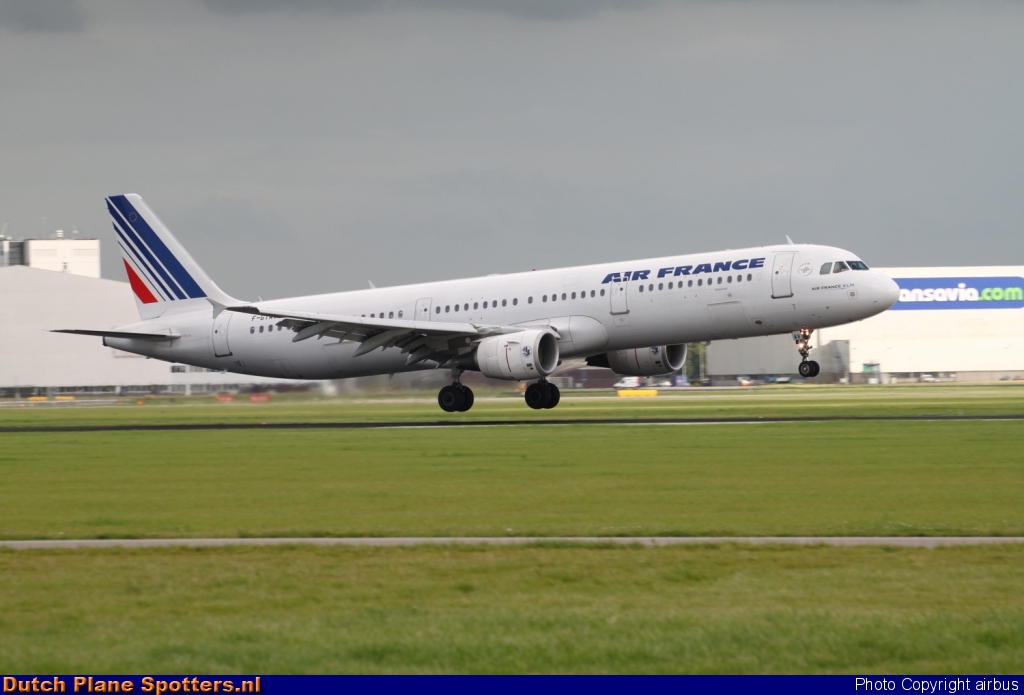 F-GTAV Airbus A321 Air France by airbus