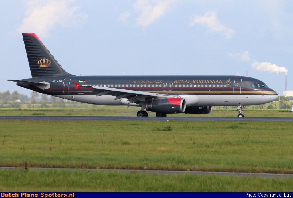 JY-AYS Airbus A320 Royal Jordanian Airlines by airbus