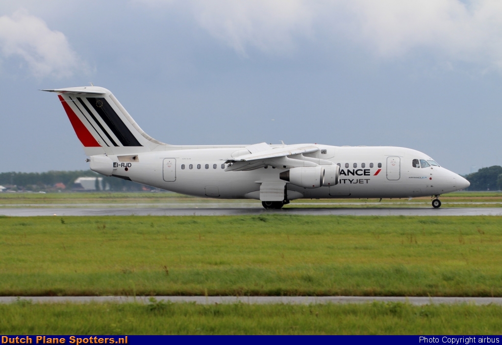 EI-RJD BAe 146 Cityjet (Air France) by airbus