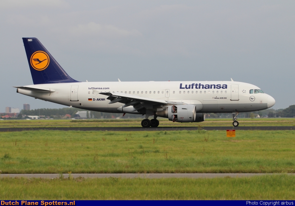 D-AKNH Airbus A319 Lufthansa Italia by airbus