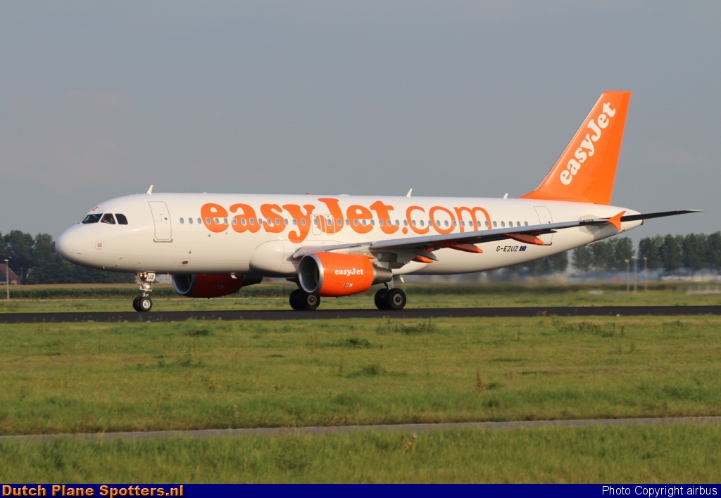 G-EZUZ Airbus A320 easyJet by airbus