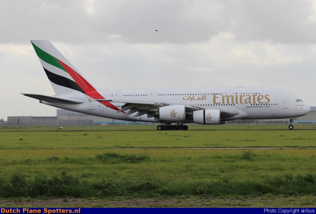 A6-EDO Airbus A380-800 Emirates by airbus