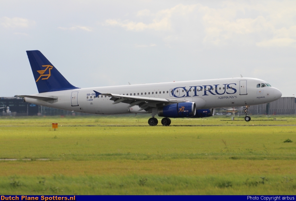 5B-DBB Airbus A320 Cyprus Airways by airbus