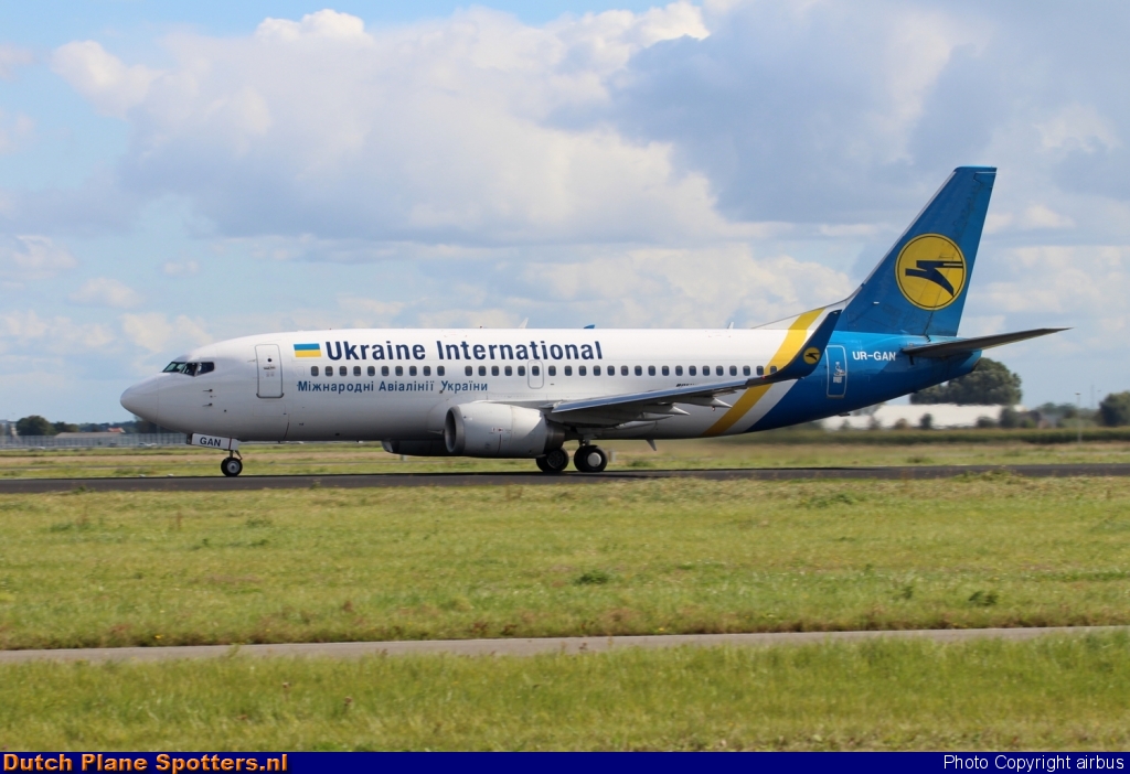 UR-GAN Boeing 737-300 Ukraine International Airlines by airbus